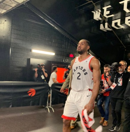 PHOTO Kawhi Leonard Smiling Walking To Locker Room After Game 1