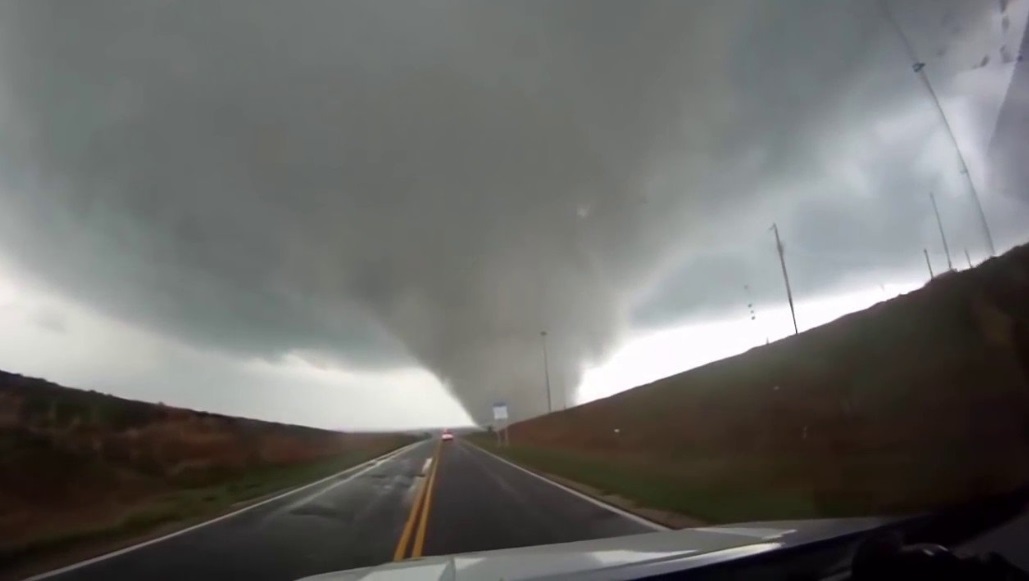 PHOTO Of Jefferson City Tornado From Highway