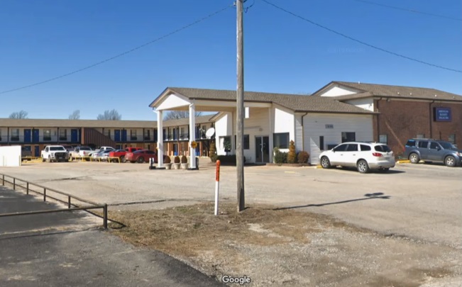 PHOTO Of Two Story Hotel In El Reno Before It Was Completely Destroyed