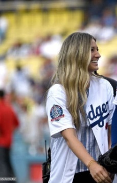 PHOTO Cody Bellinger's Sister Is A Very HOT Blonde