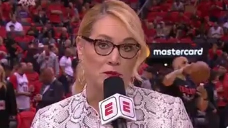 PHOTO Doris Burke Wearing Snakeskin Suit