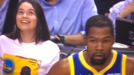 PHOTO Warriors Fan Courtside Wearing A Welven Draymond Shirt