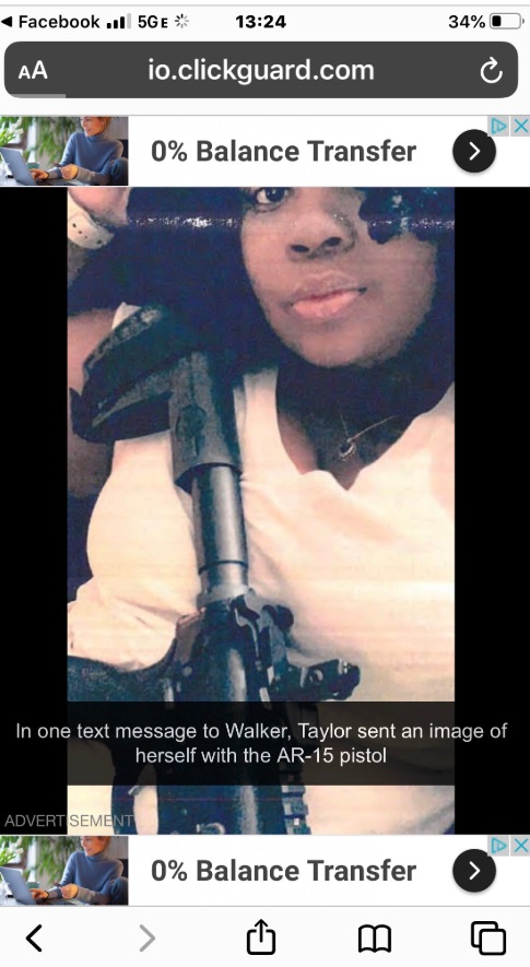 PHOTO Breonna Taylor Holding An AR-15 Pistol