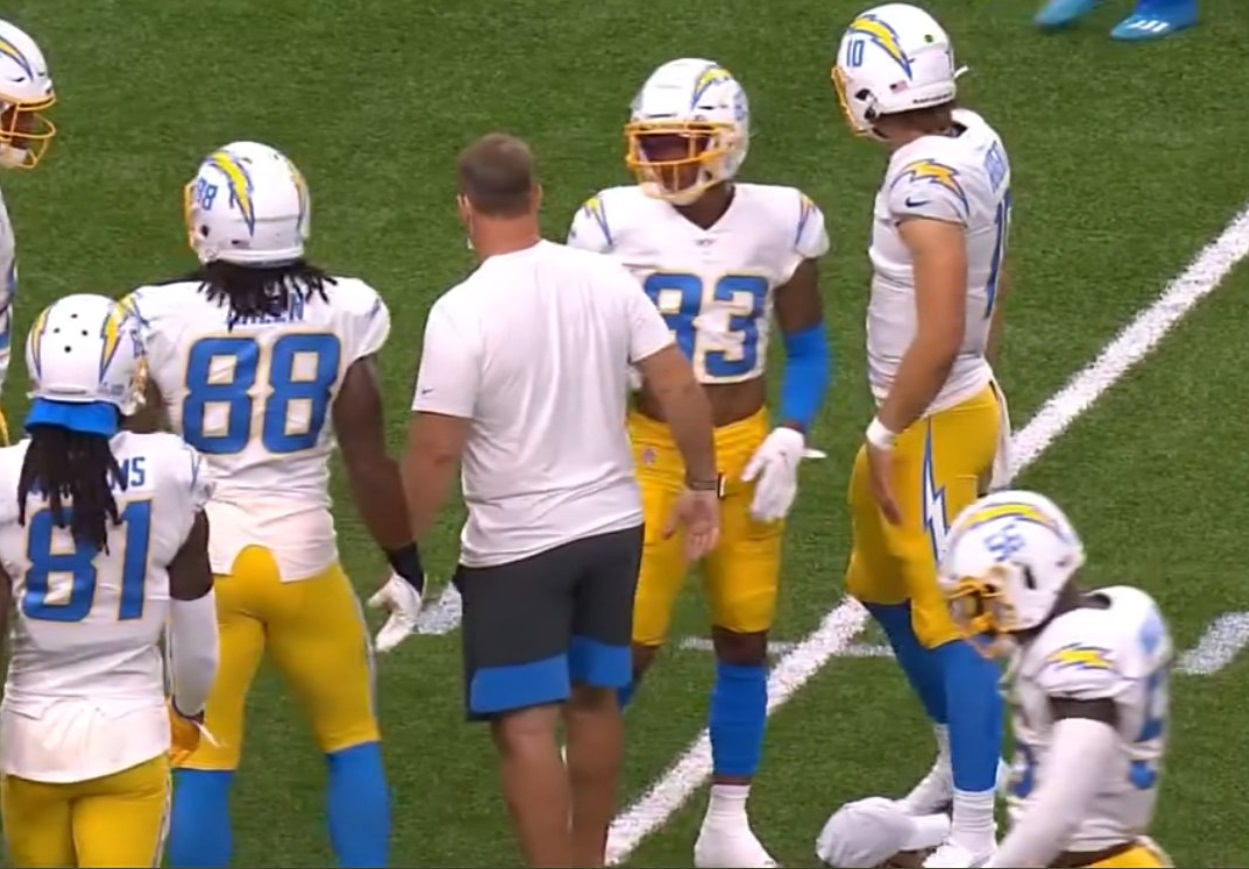 PHOTO Chargers Wearing Unreal Gold And White Uniforms