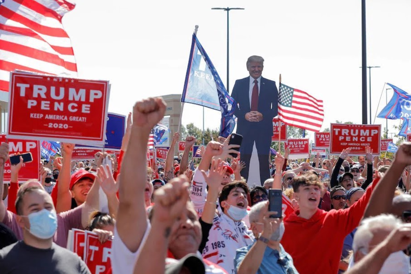 PHOTO Donald Trump Cardboard Cutout Standing On His Throne At Outdoor Rally