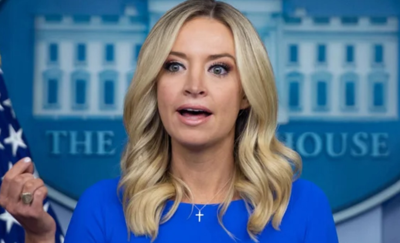 Photo Kayleigh Mcenany Looking Affected By The Media 