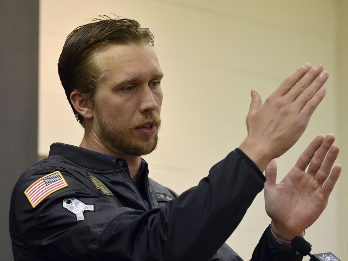 PHOTO Nick Foles Wearing A US Forest Service Jacket