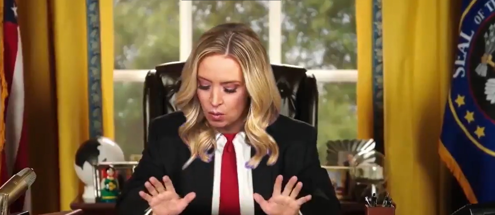 PHOTO Kayleigh McEnany Wearing Donald Trump's Suit And Tie In The Oval Office