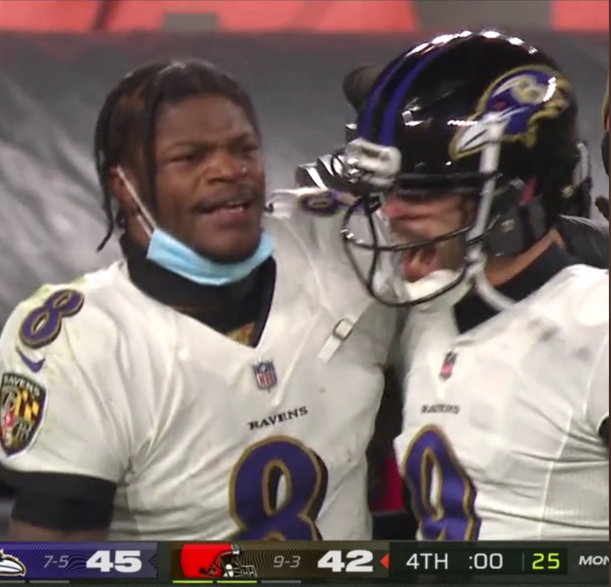 PHOTO Lamar Jackson Looking Constipated On The Sideline