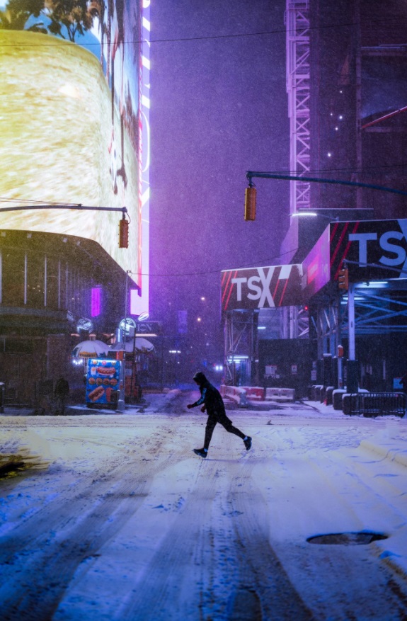 PHOTO Roads In Timesquare Are Undriveable