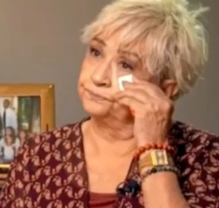 PHOTO Vanessa Bryant's Mother Sofia Lane Crying Fake Tears