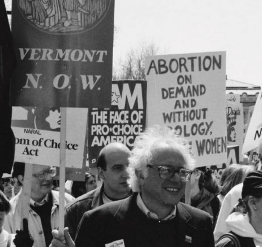 PHOTO Bernie Sanders At An Abortion Rally In Vermont