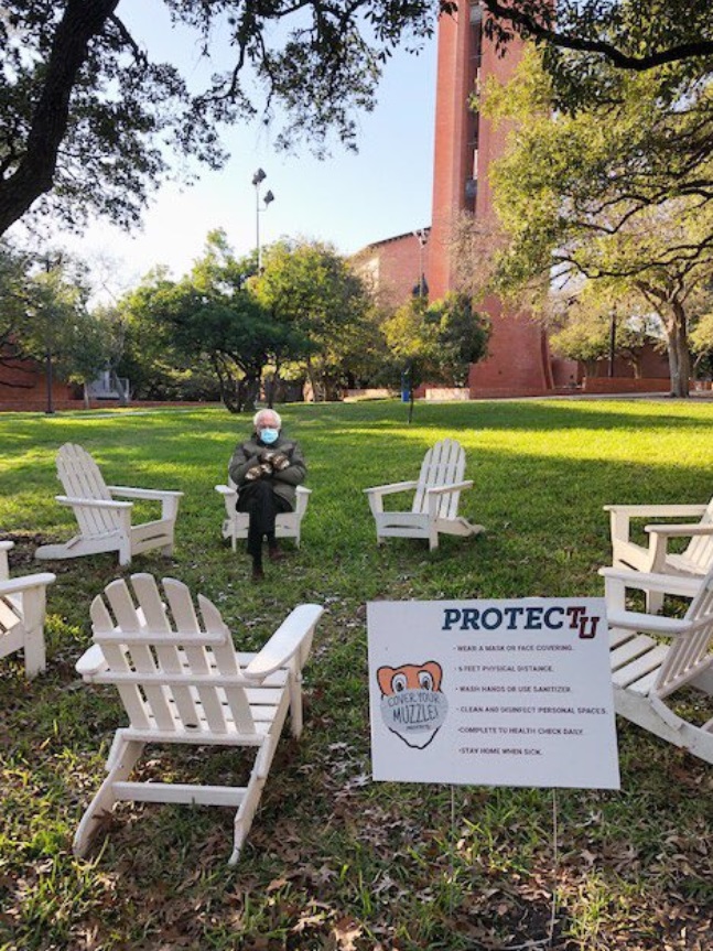 PHOTO Bernie Sanders Protecting Trinity University Campus