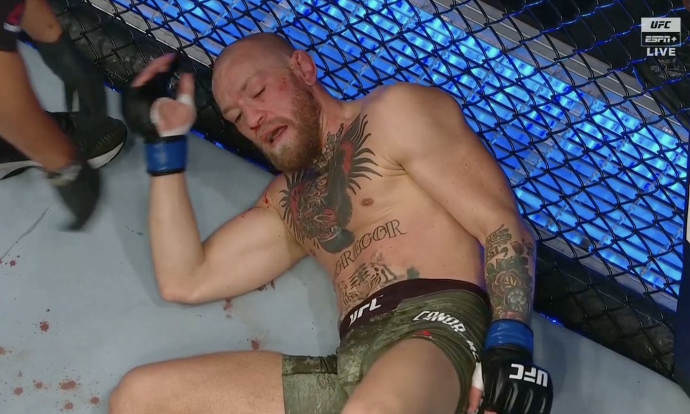 PHOTO Blood All Over The Ring From Conor McGregor Getting Knocked Out