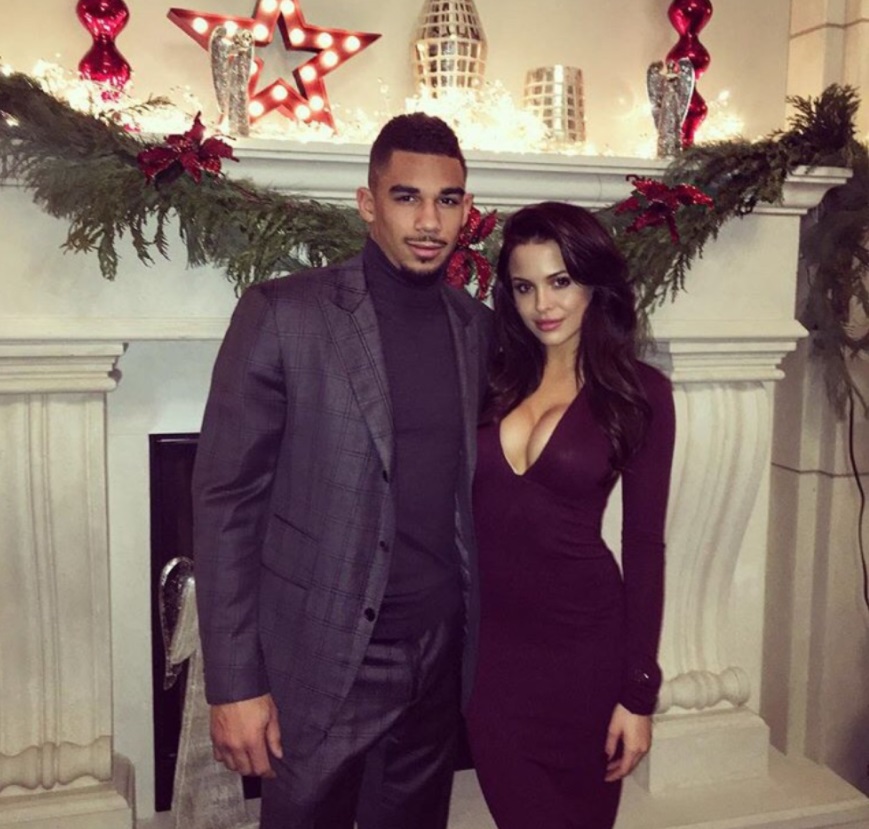 PHOTO Evander Kane With His Mistress At Christmas Time