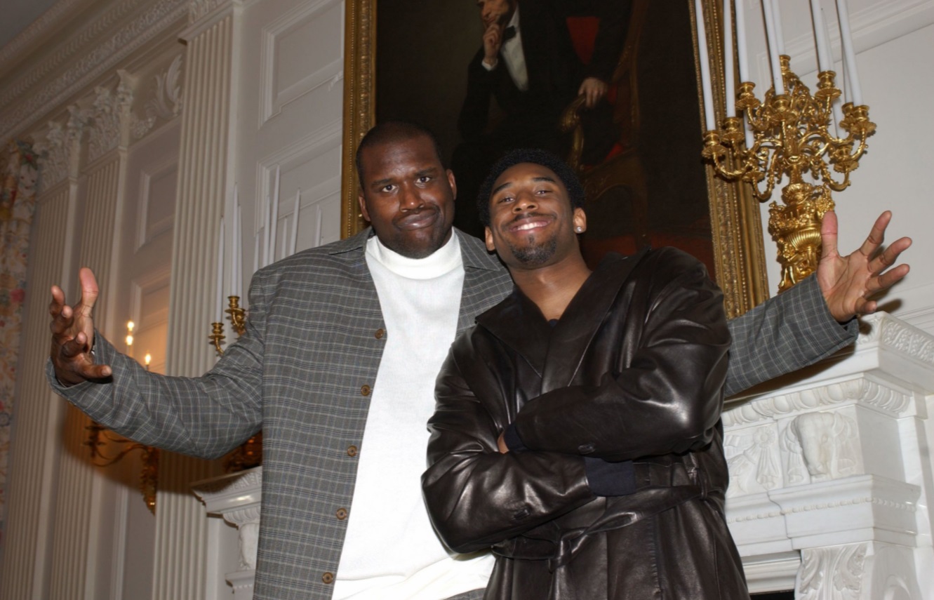 PHOTO Shaq At The White House With Kobe Thinking He Owns The Place