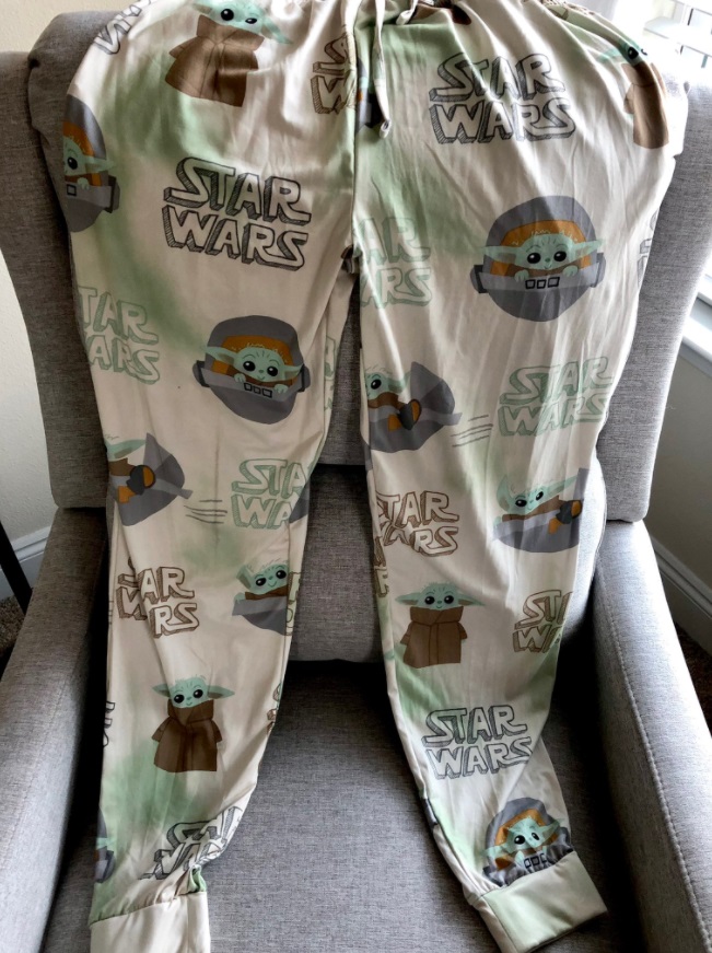 PHOTO Baby Yoda House Pants Are Very Trendy