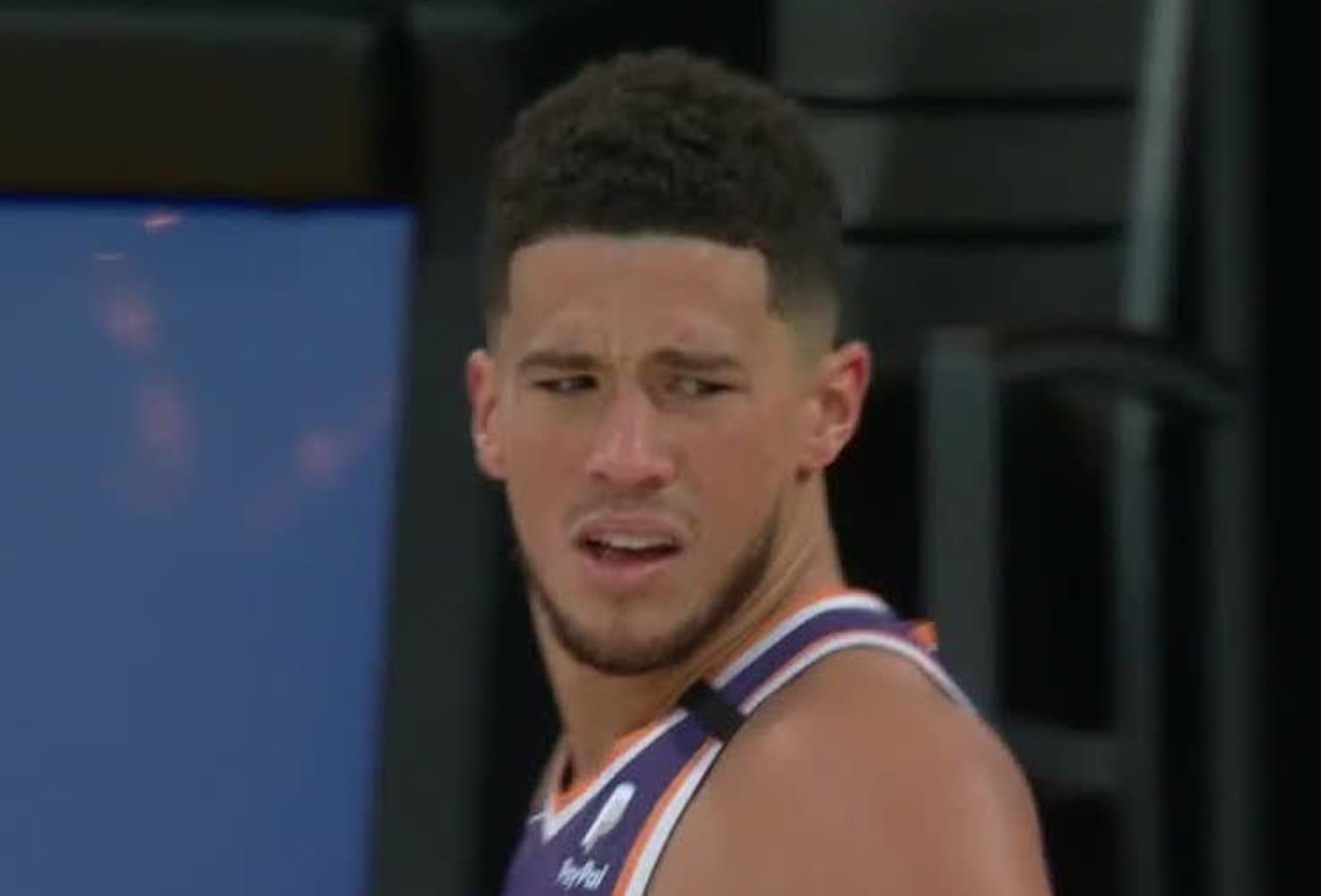 PHOTO Devin Booker's Reaction To Getting Ejected