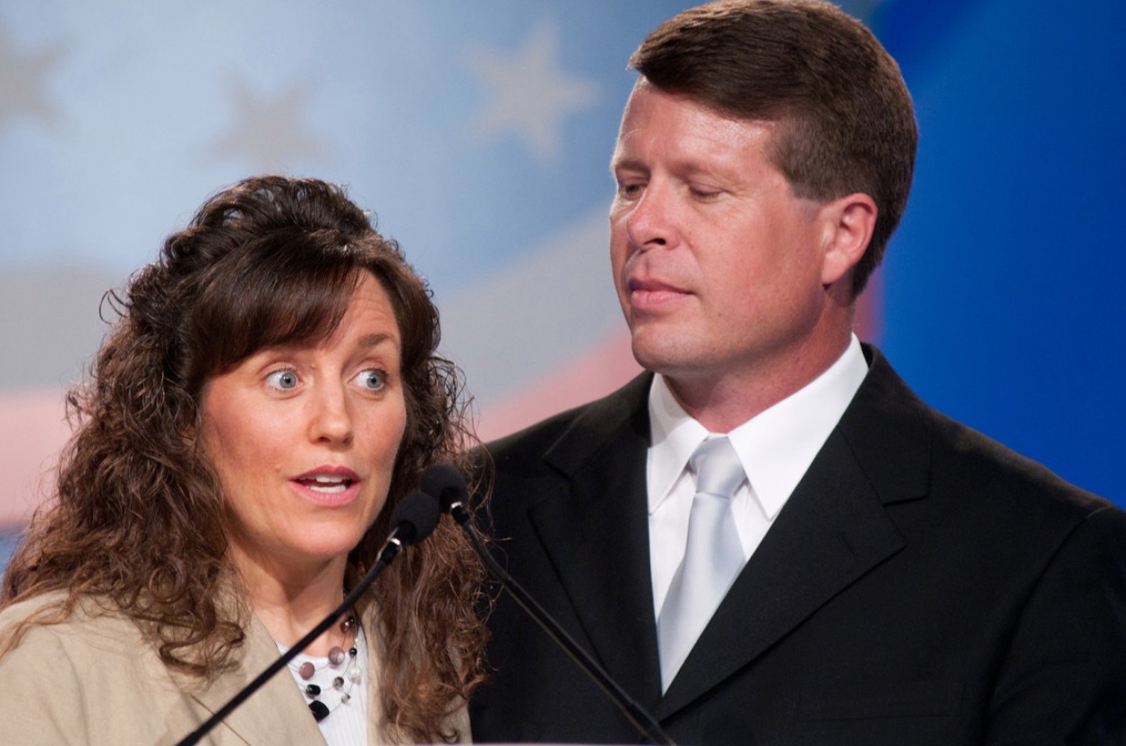 PHOTO Josh Duggar's Parents Look As Crazy As They Come