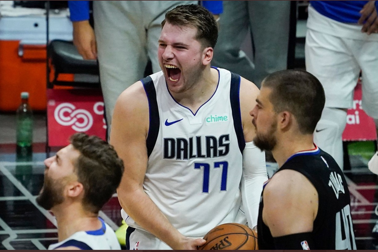 PHOTO Kristaps Porizingis And Maxi Kleber Roaring At The Exact Same Time After Winning Game 5