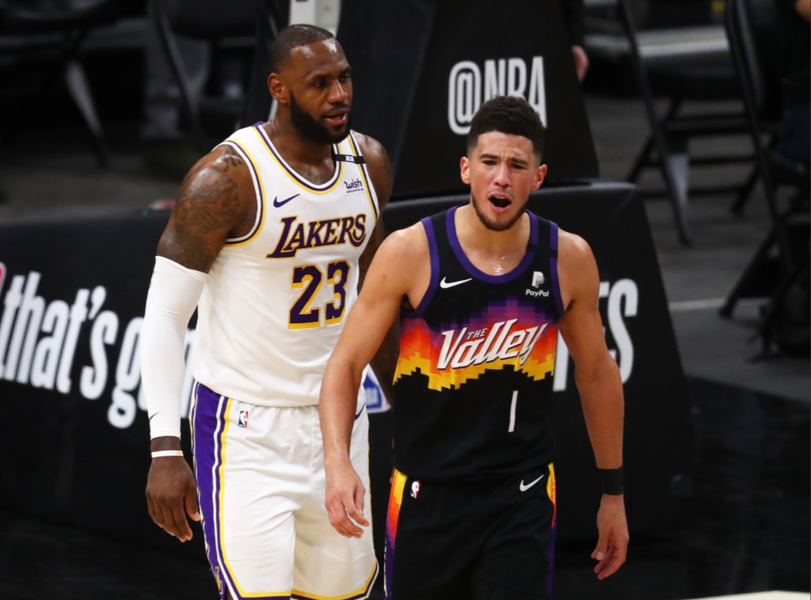 PHOTO Lebron Not Hiding That He's Salty For Devin Booker Celebrating A Bucket