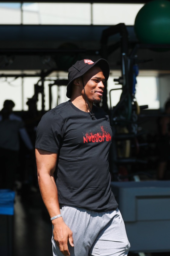 PHOTO Russell Westbrook Back In Westwood