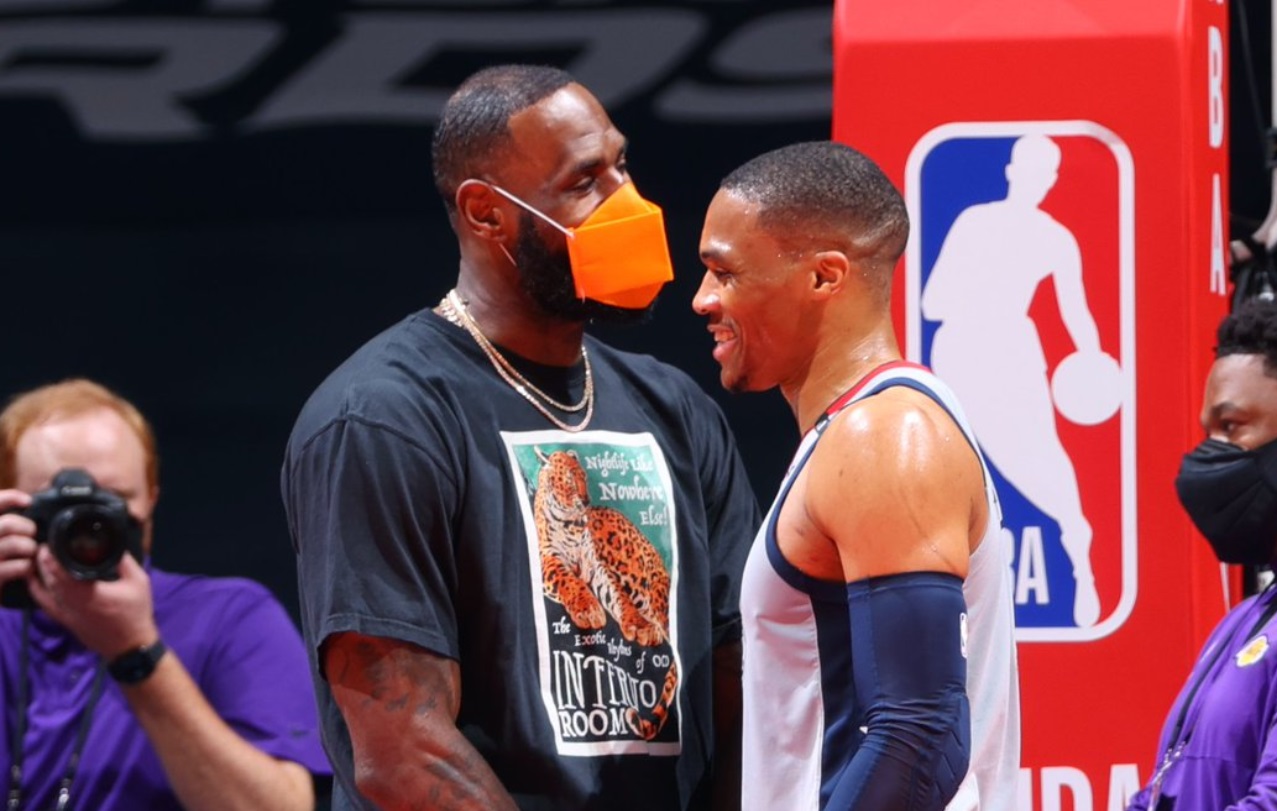 PHOTO The Point In A Game Last Season When Lebron Told Westbrook You're Coming To LA