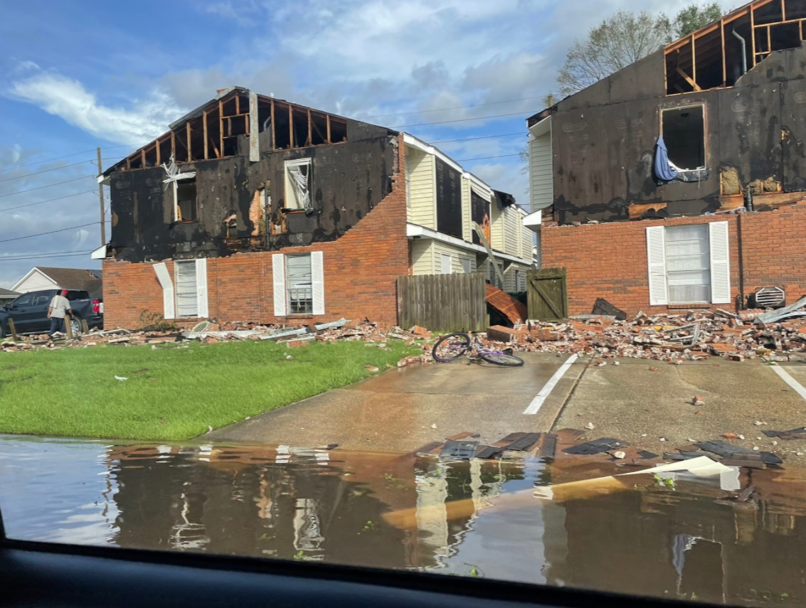 PHOTO Entire Second Story Of Apartment Complexes In LaPlace Louisiana Ripped To Pieces