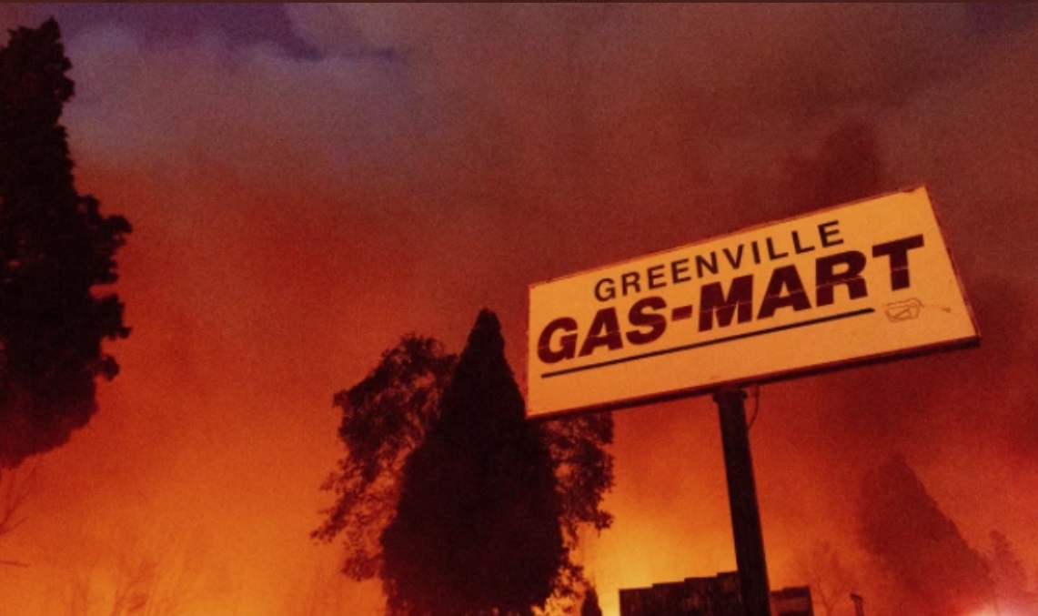 PHOTO Greenville Gas-Mart Sign Still Standing