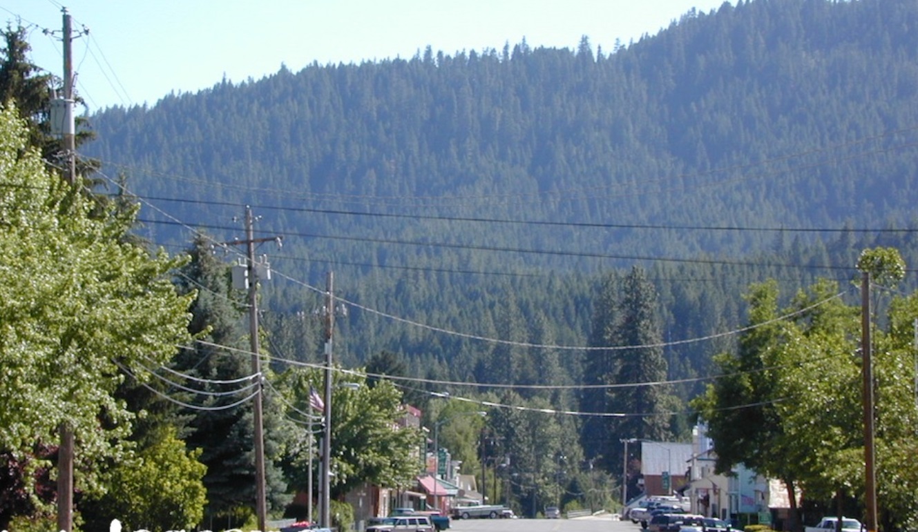 PHOTO Of Greenville CA Before It Burned To The Ground 