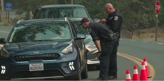 PHOTO Residents Begging Police To Let Them In Greenville CA Before Fire Spread