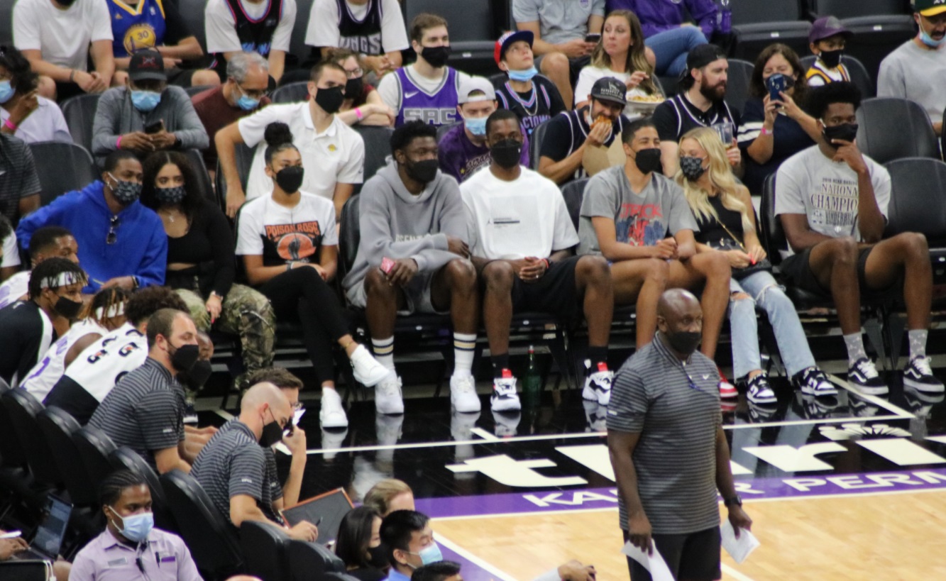 PHOTO Tyrese Haliburton's Girlfriend Checking Out Harrison Barnes While Sitting Courtside