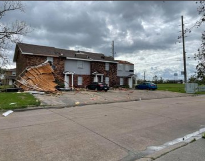 PHOTO Wood Foundation Ripped Out Of Mansion In LaPlace Louisiana