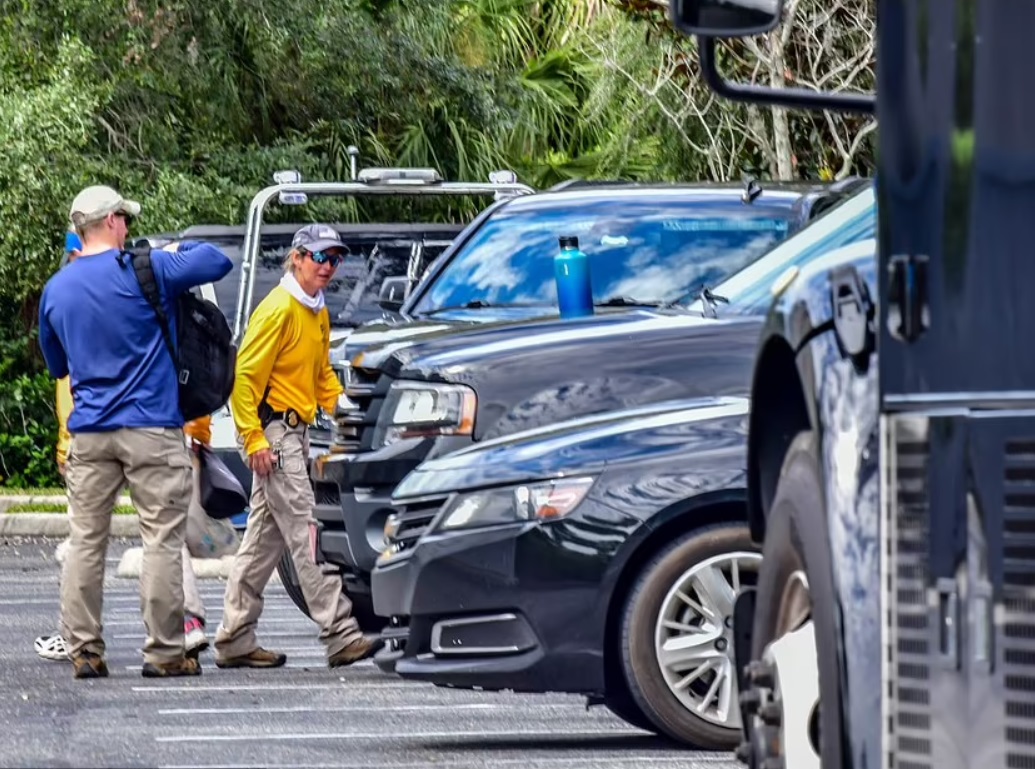 PHOTO FBI Taking Trash Bags Of Evidence From Mayakkahatchee Environmental Park Related To Brian Laundrie Manhunt