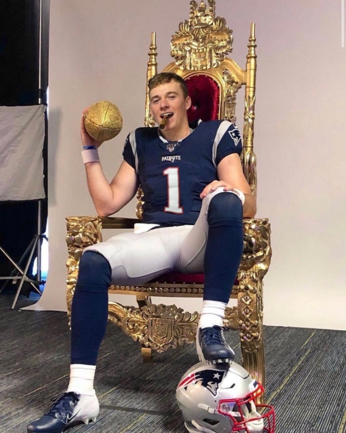 PHOTO Mac Jones Sitting On The Throne Meme