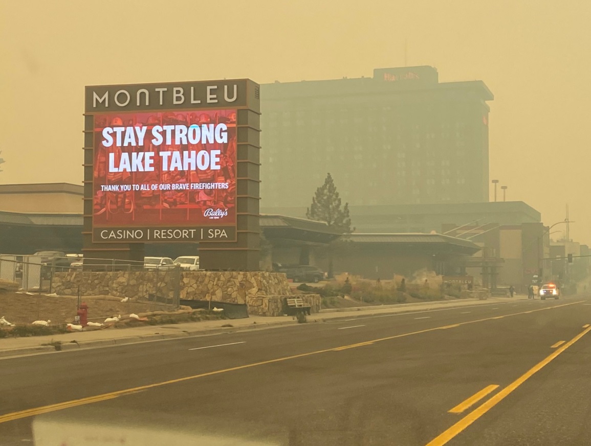 PHOTO Montbleu Signs Says Stay Strong Lake Tahoe After Evacuations