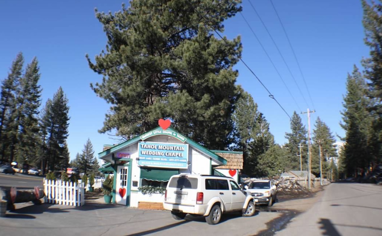 PHOTO Tahoe Mountain Wedding Chapel Is At Risk Of Burning Down