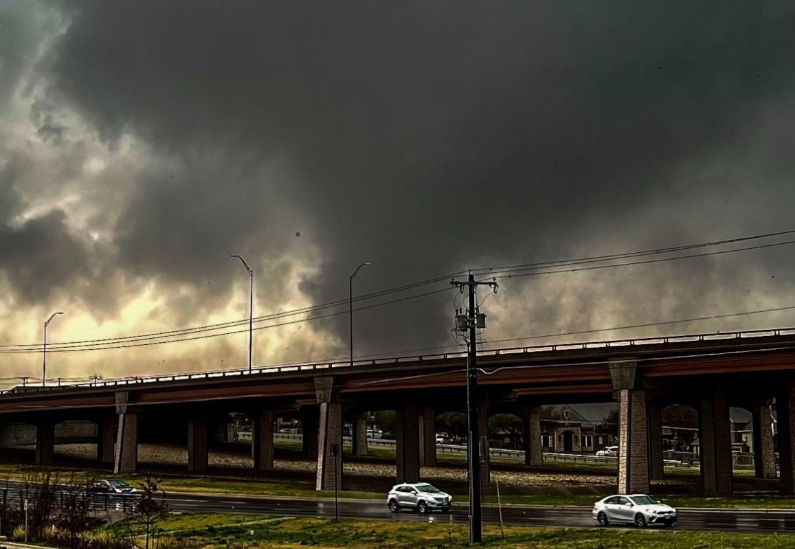 PHOTO Unbelievable View Of Tornado Crossing Over I45 In Round Rock