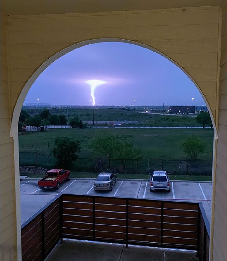 PHOTO Lightning Highlighting A Tornado In Fort Worth Texas Looked Like