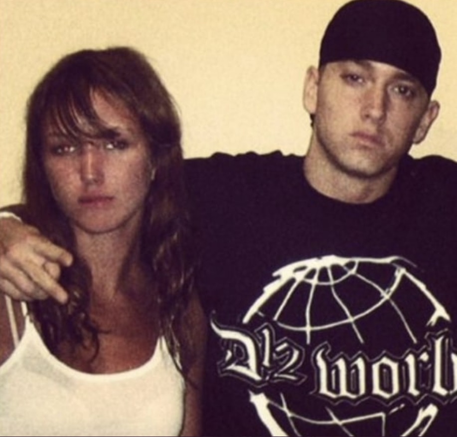 PHOTO Jeffrey Epstein's Victim Rachel Chandler Hanging Out With A Bunch