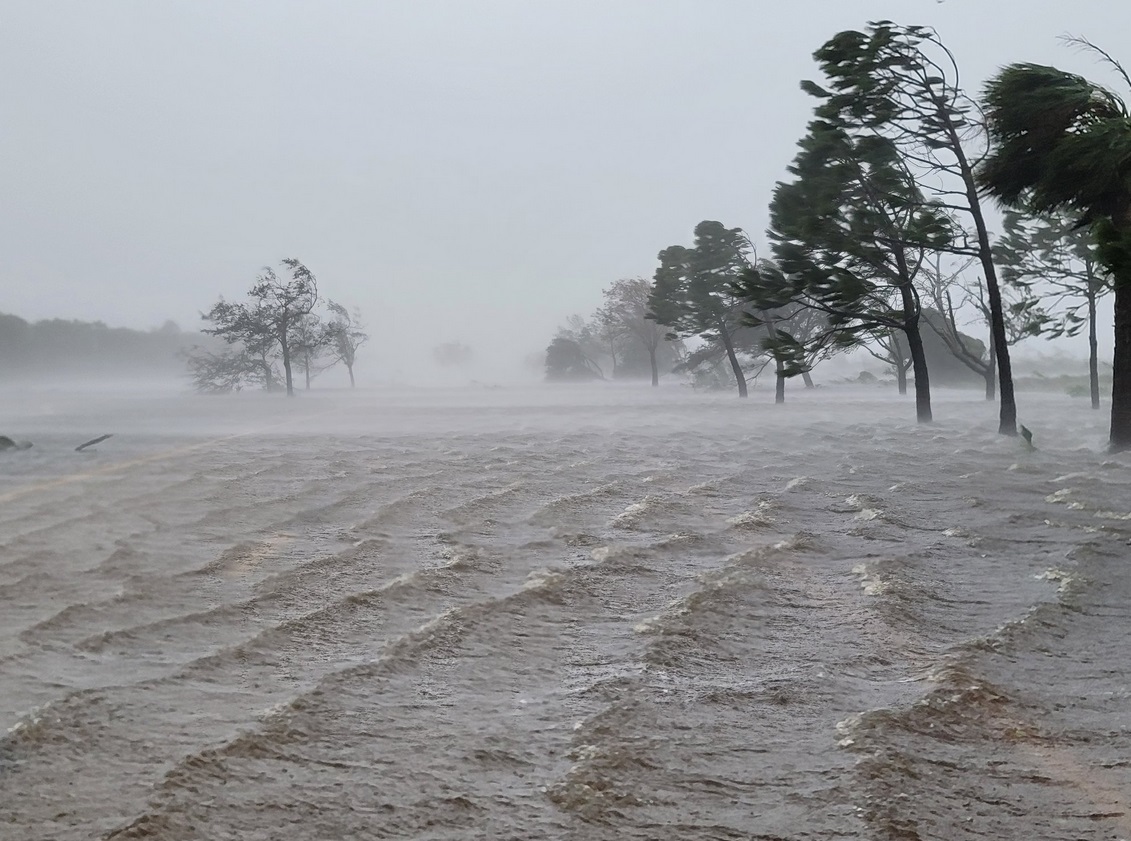 PHOTO Of Hurricane Ian Pushing Into South Side of Cape Coral Florida And Badly Flooding The Streets