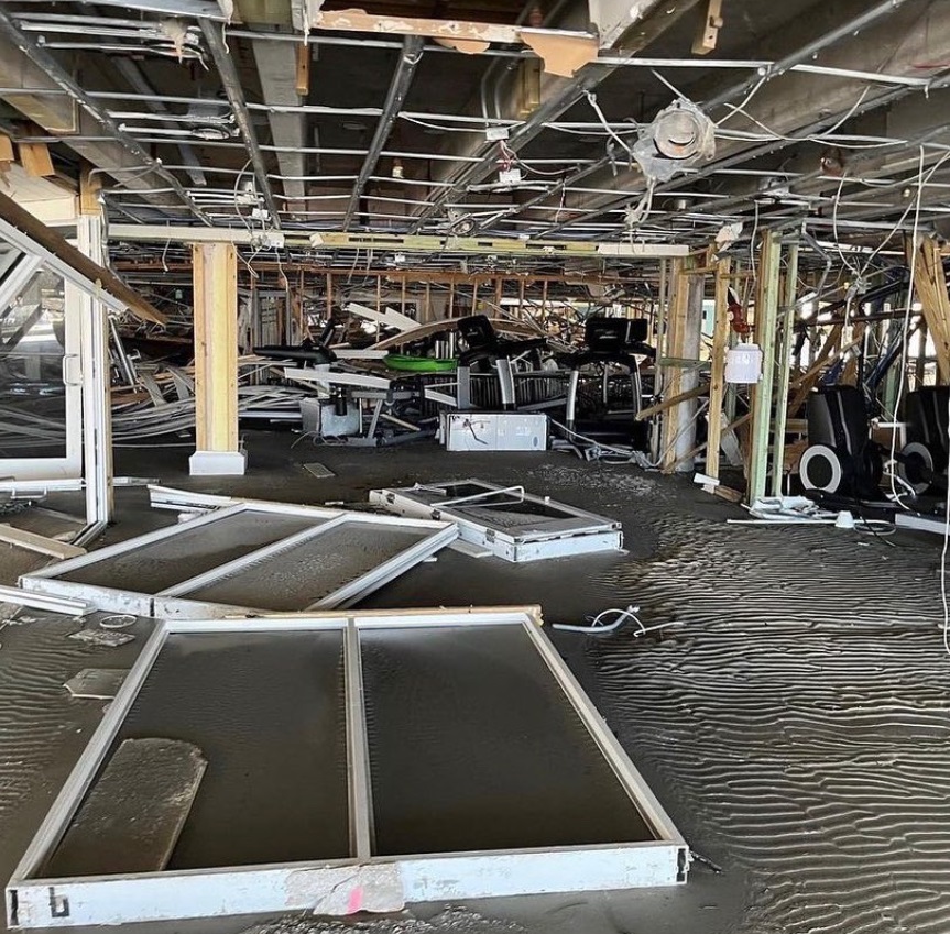 PHOTO Sundial Beach Resort And Spa In Sanibel Florida Leveled By