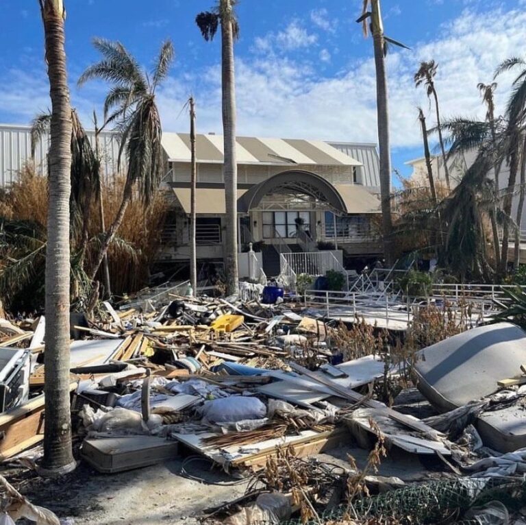 PHOTO Sundial Beach Resort And Spa In Sanibel Florida Leveled By