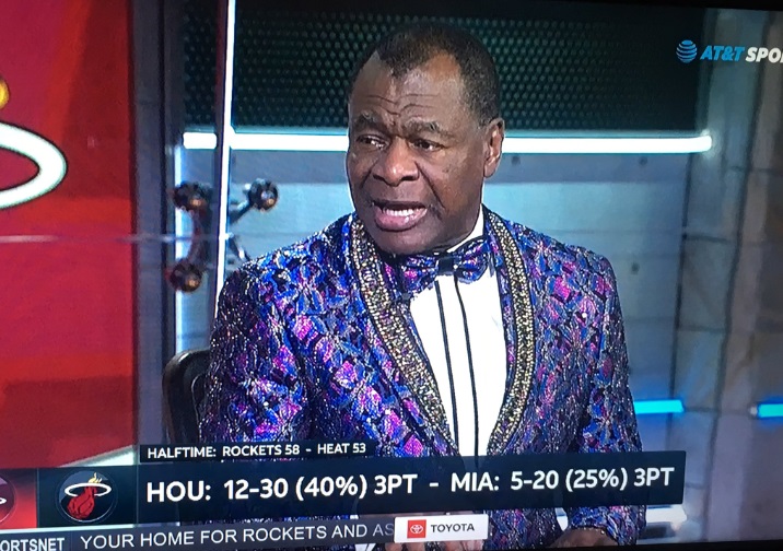 PHOTO Clyde Drexler Wearing Special Christmas Suit Like He Just Came From Church