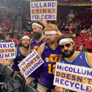 PHOTO Utah Jazz Fans In Short Shorts And Jerseys Invaded Portland