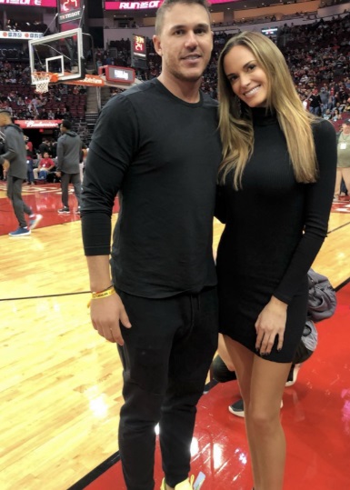 PHOTO Brooks Koepka And His Girlfriend At NBA Game