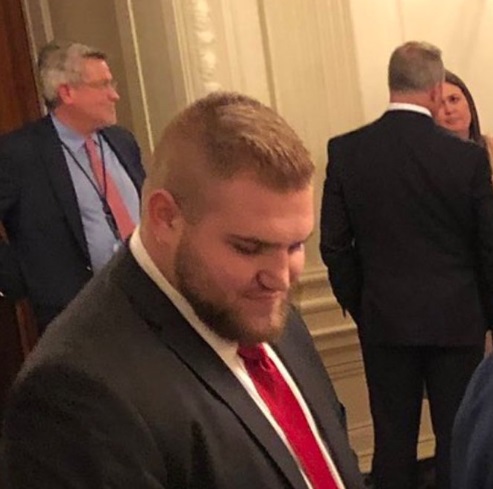 PHOTO Clemson Player Looking At Two Big Macs He Got Inside White House Like They're Bae