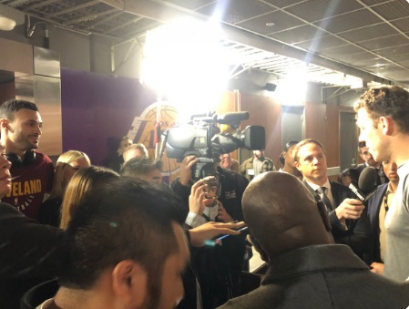 PHOTO Larry Nace Joined Luke Walton's Post-Game Media Huddle