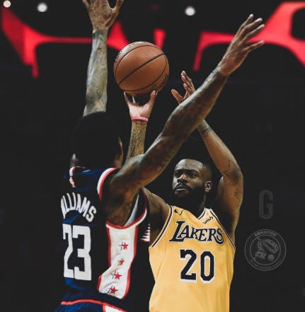 PHOTO Reggie Bullock In A Lakers Uniform