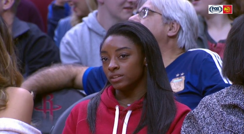 PHOTO Simone Biles Looking BLAZING Hot Courtside At Hawks-Rockets